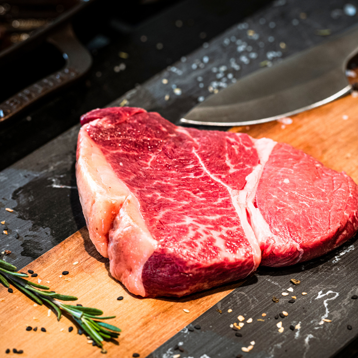 THE TOP SIRLOIN STEAK - AMERICAN WAGYU BEEF